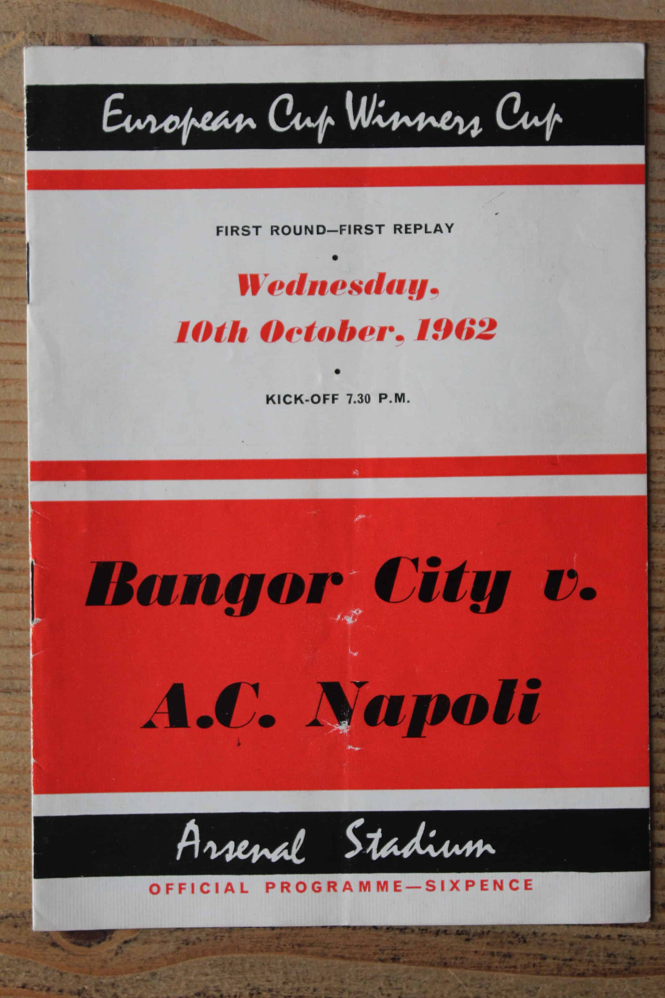 Bangor City v SSC Napoli