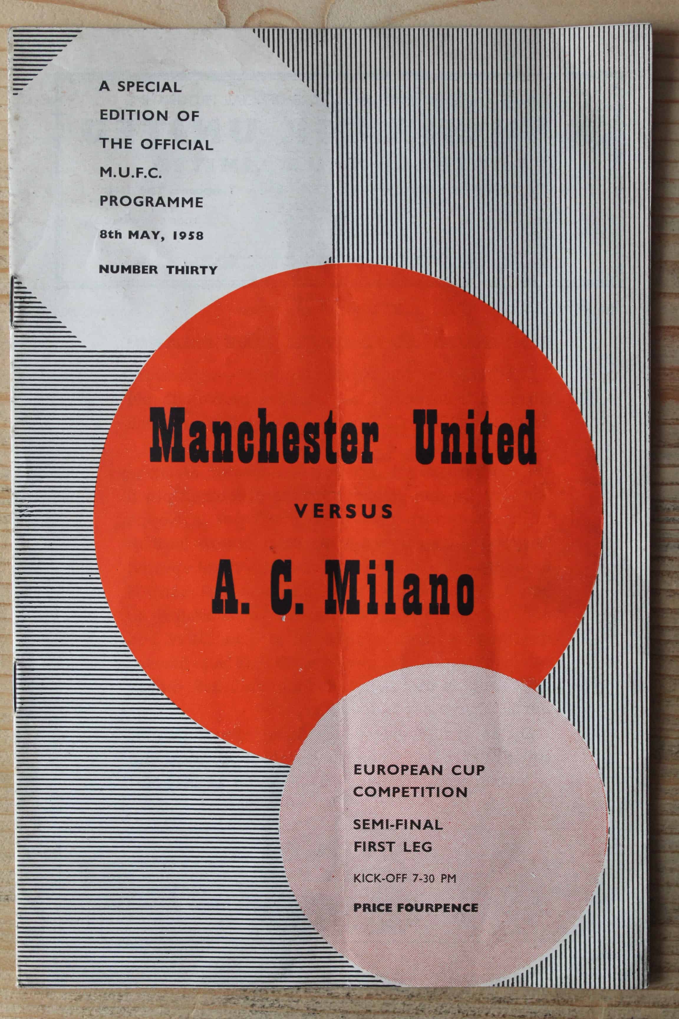 Manchester United FC v AC Milan