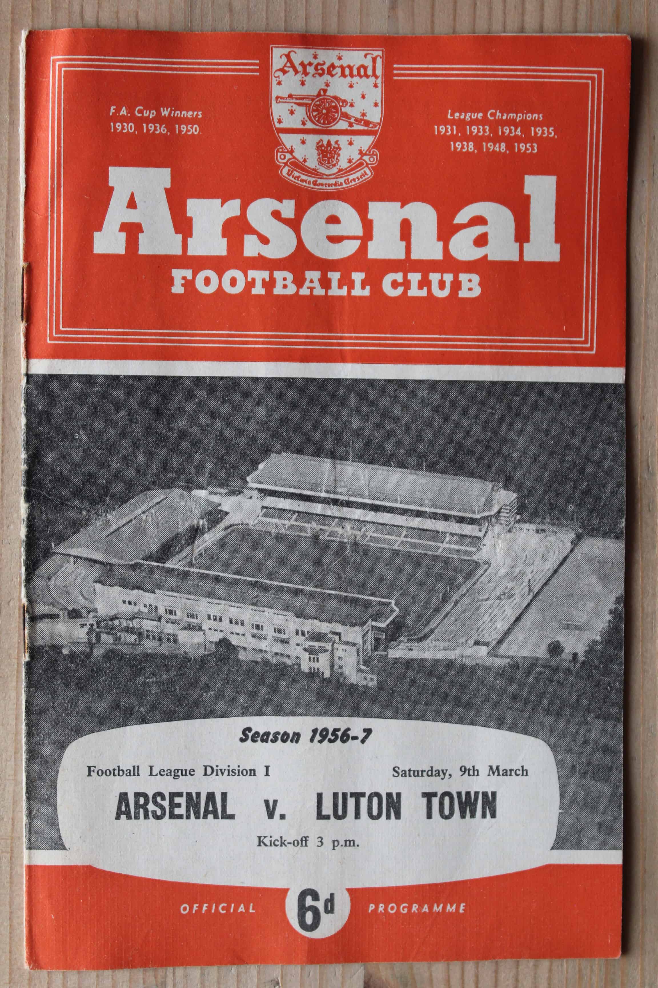 Arsenal FC v Luton Town FC