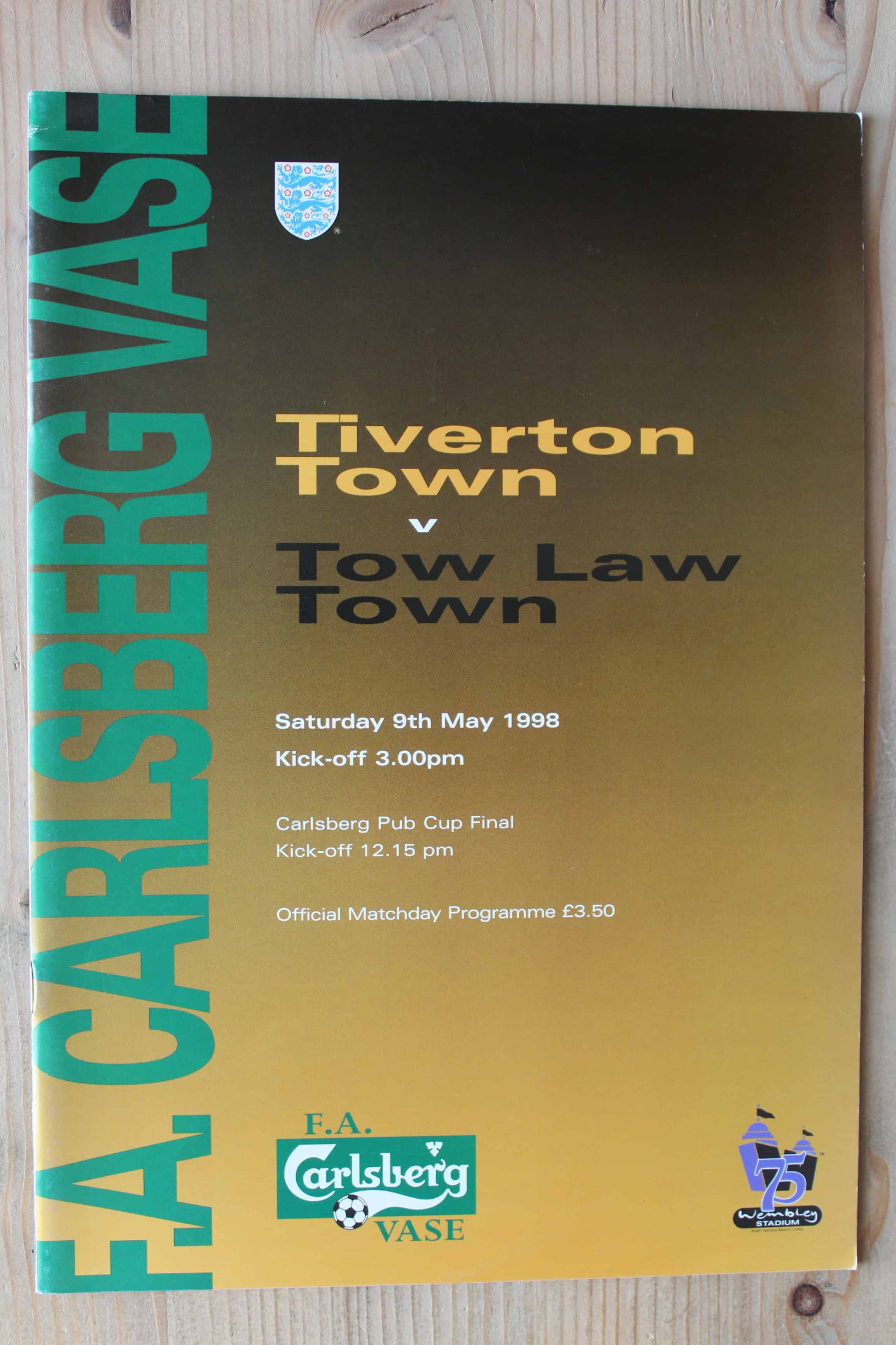 Tiverton Town v Tow Law Town