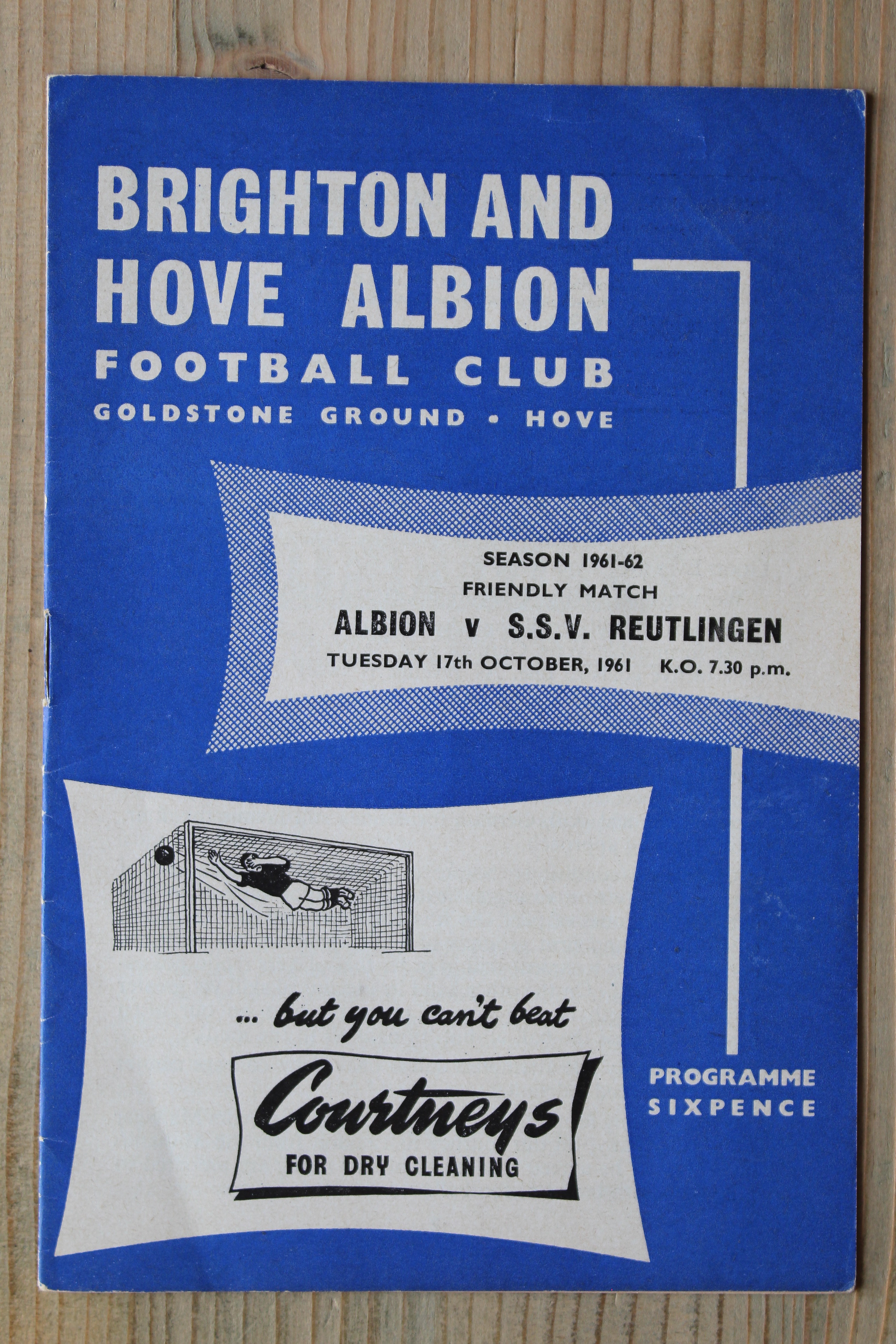 Brighton & Hove Albion FC v S.S.V Reutlingen