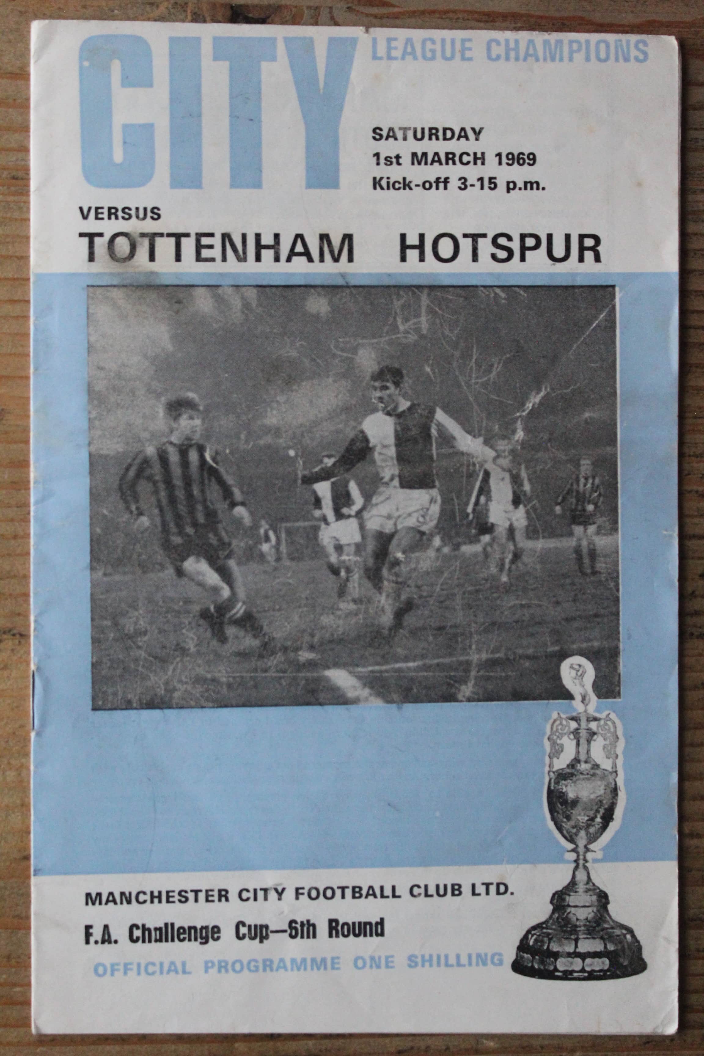 Manchester City FC v Tottenham Hotspur FC