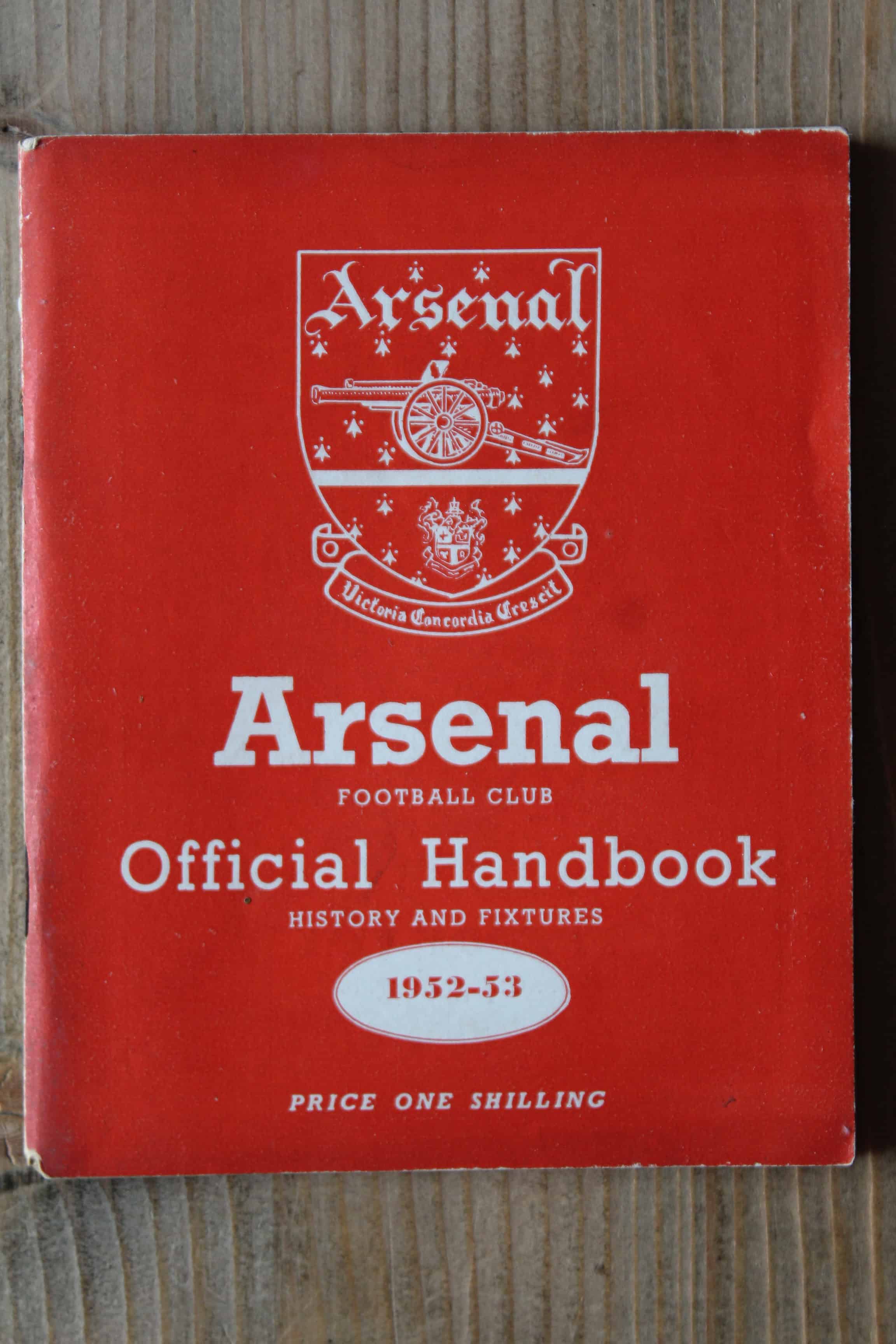 Arsenal Handbook/Yearbook v Arsenal Handbook/Yearbook