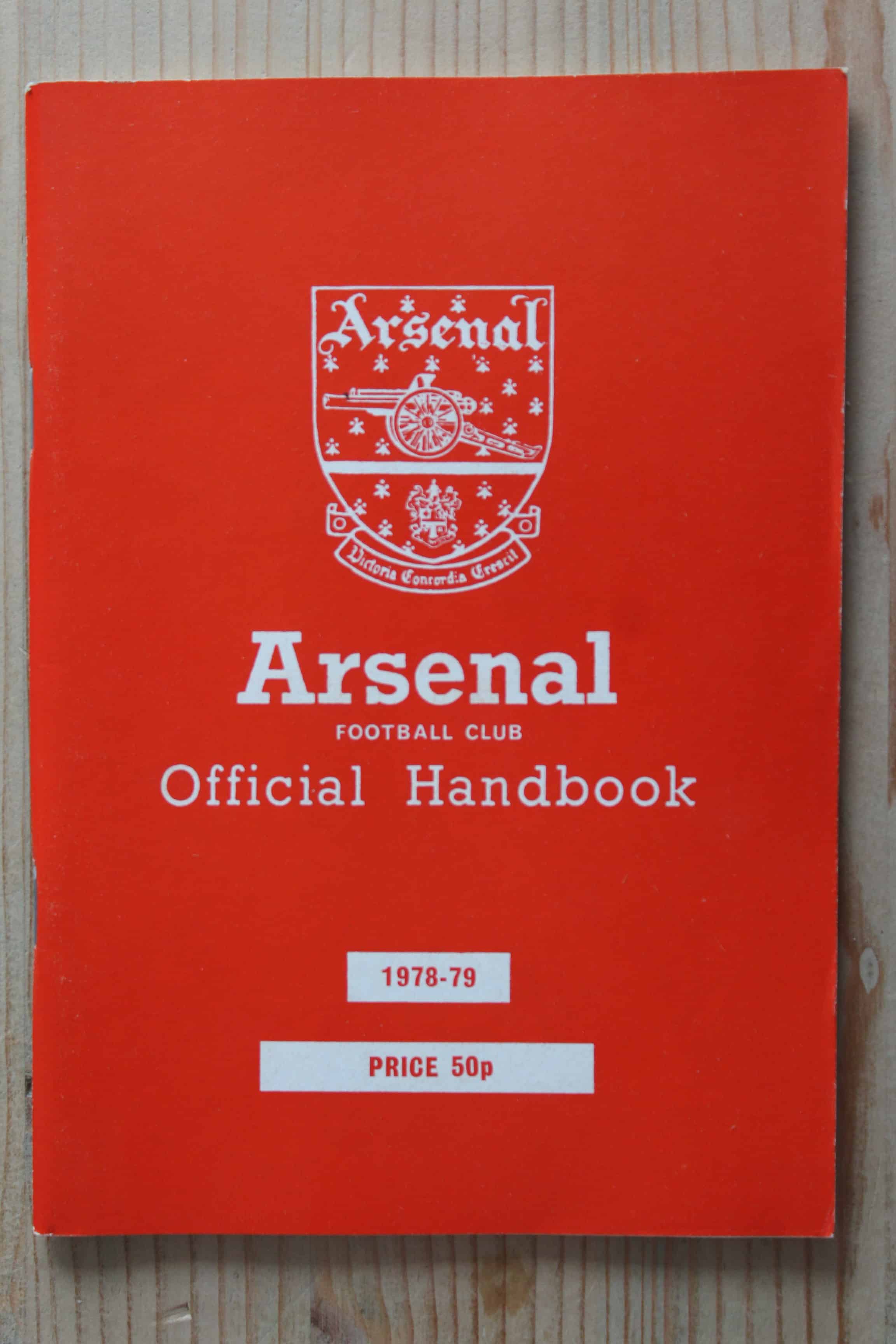 Arsenal Handbook/Yearbook v Arsenal Handbook/Yearbook