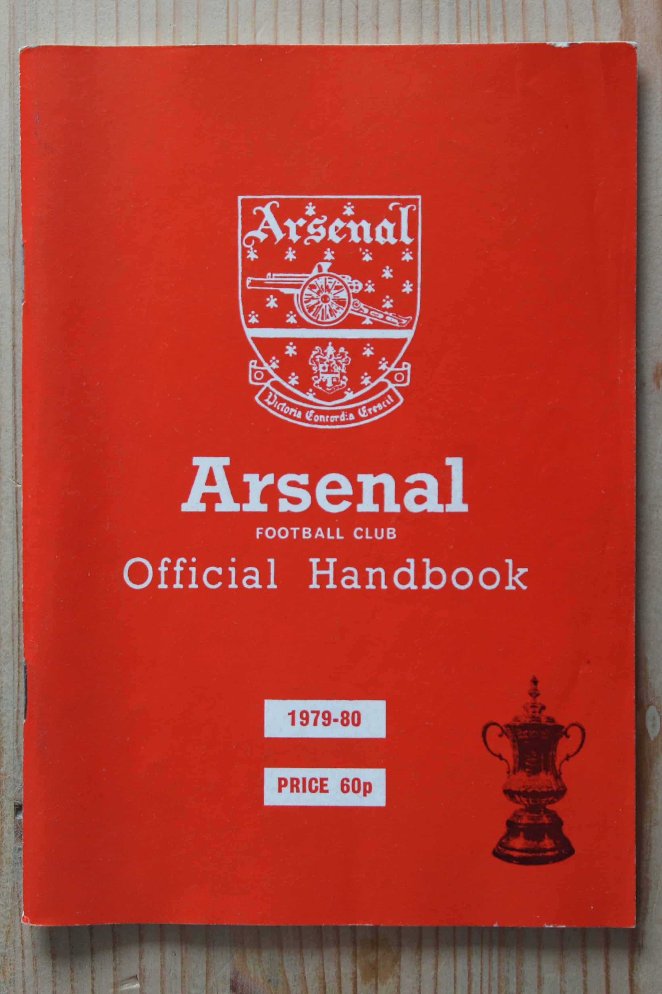 Arsenal Handbook/Yearbook v Arsenal Handbook/Yearbook