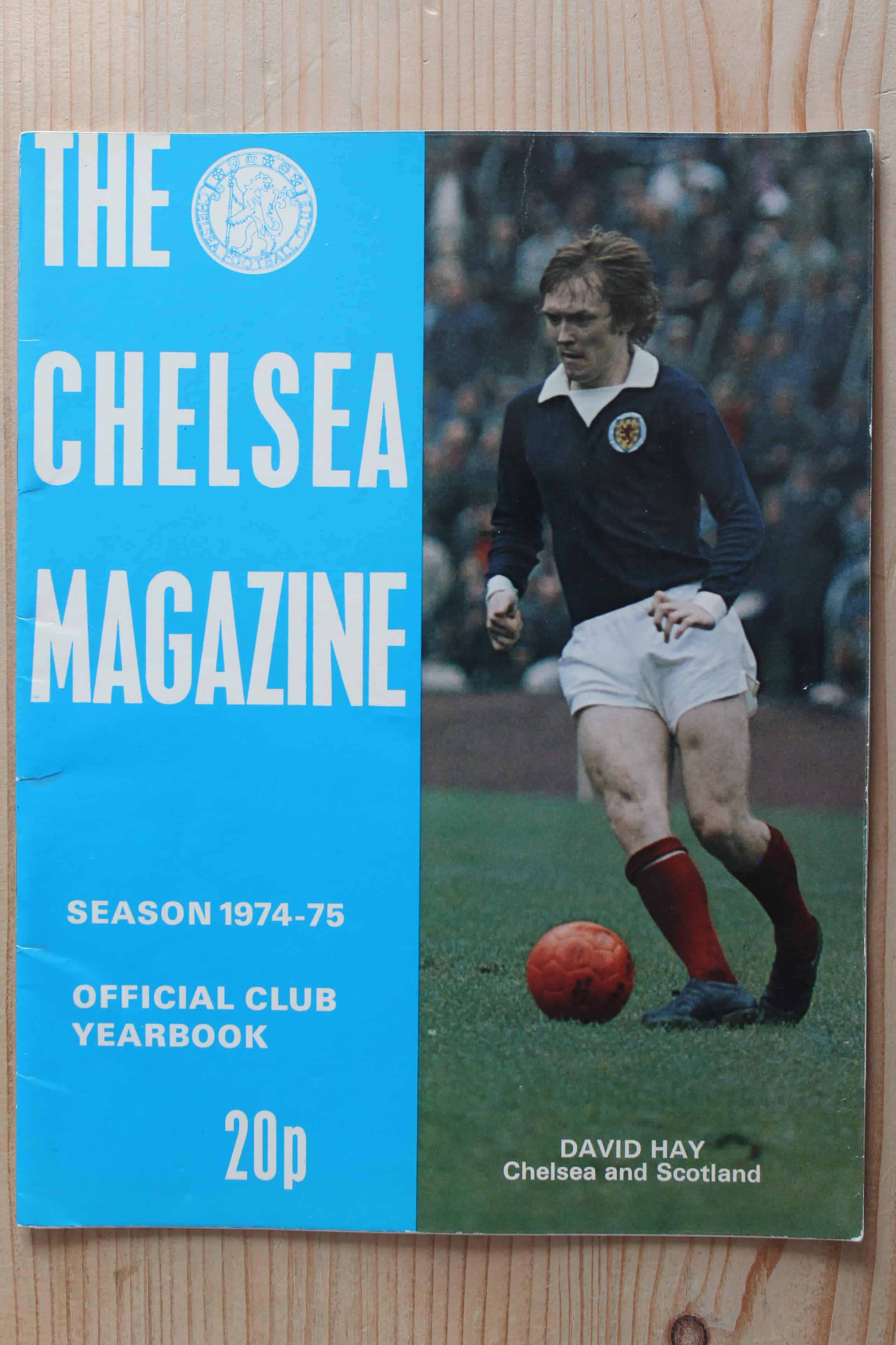 Chelsea Handbook/Yearbook v Chelsea Handbook/Yearbook