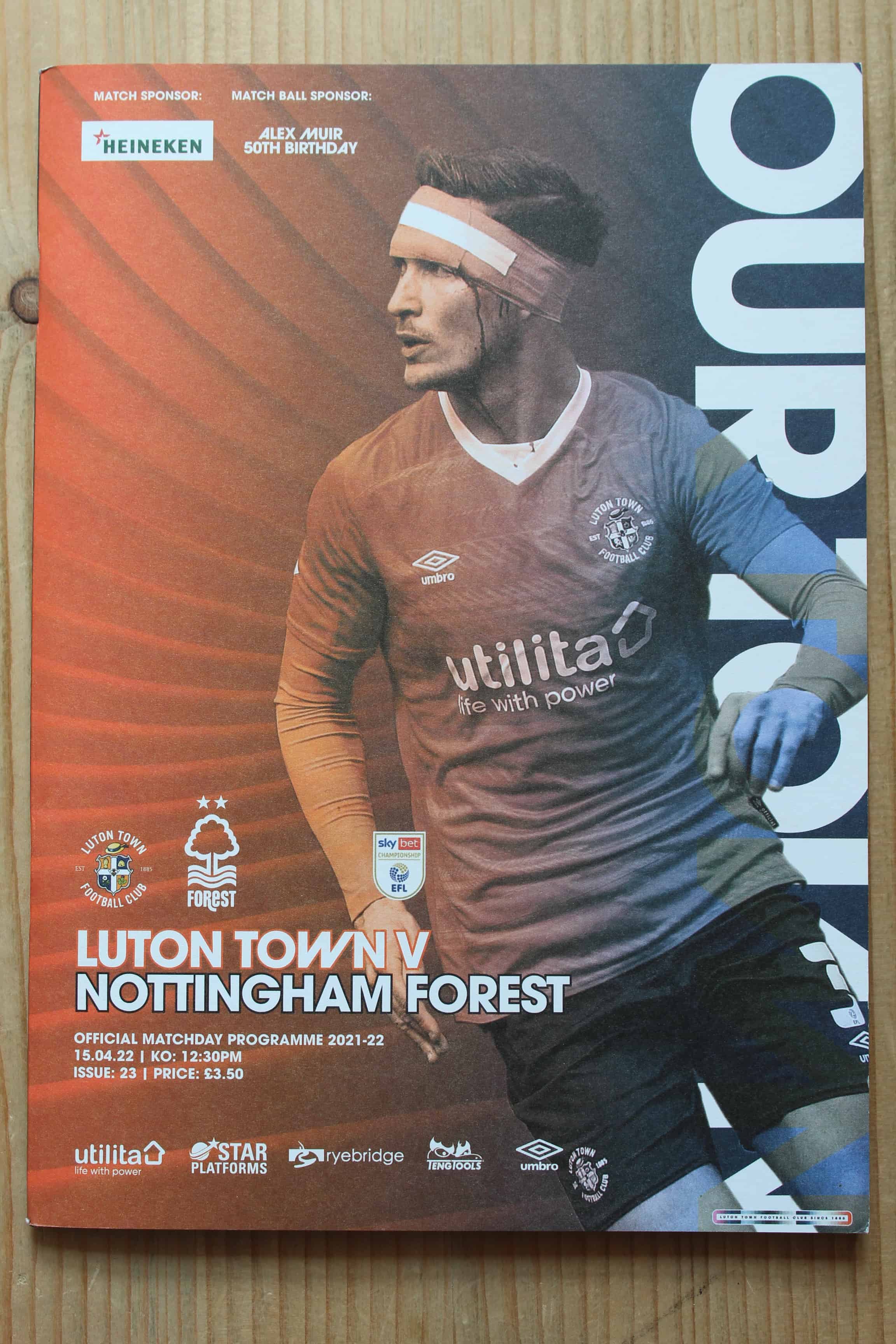 Luton Town FC v Nottingham Forest FC