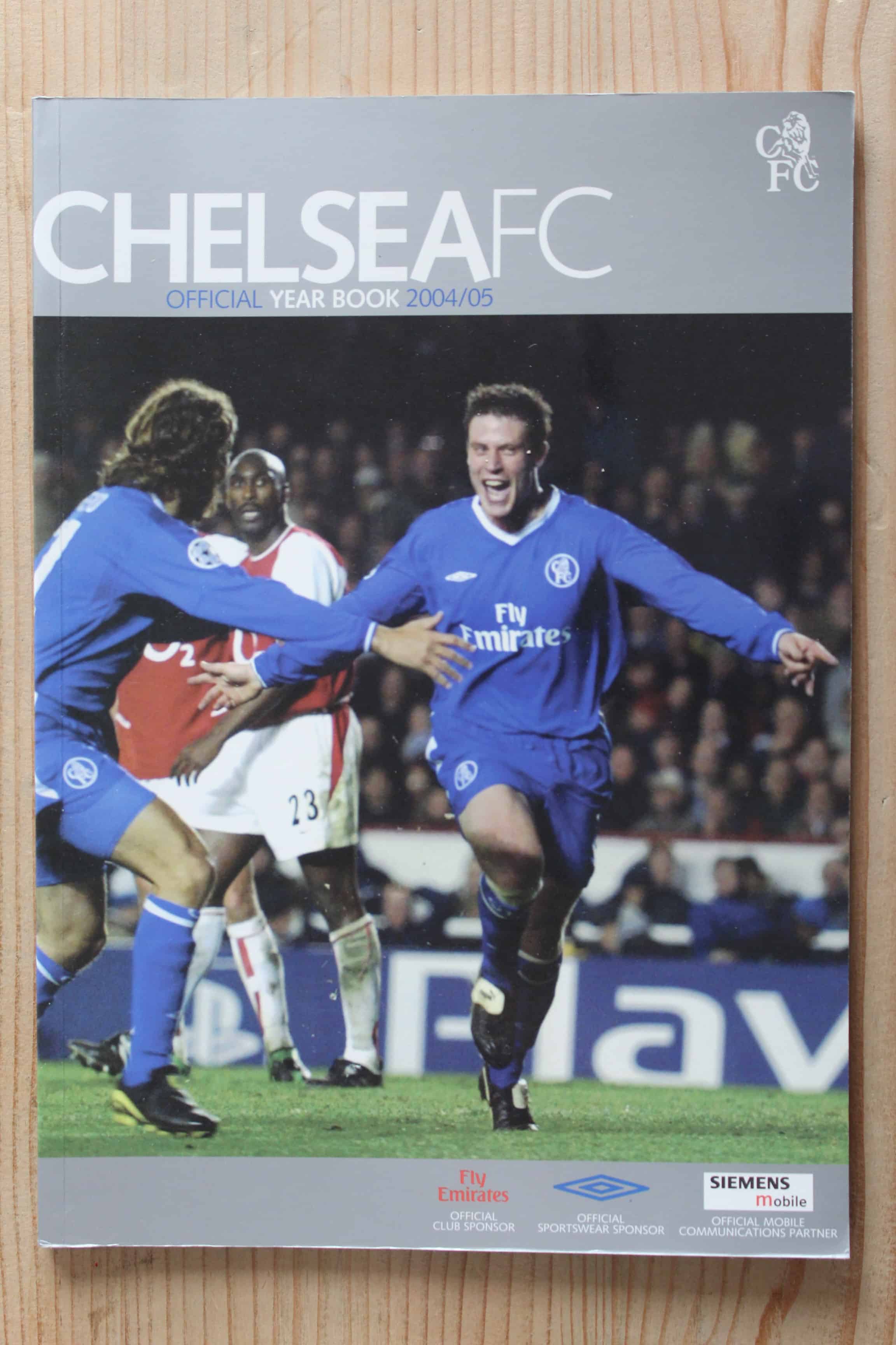 Chelsea Handbook/Yearbook v Chelsea Handbook/Yearbook