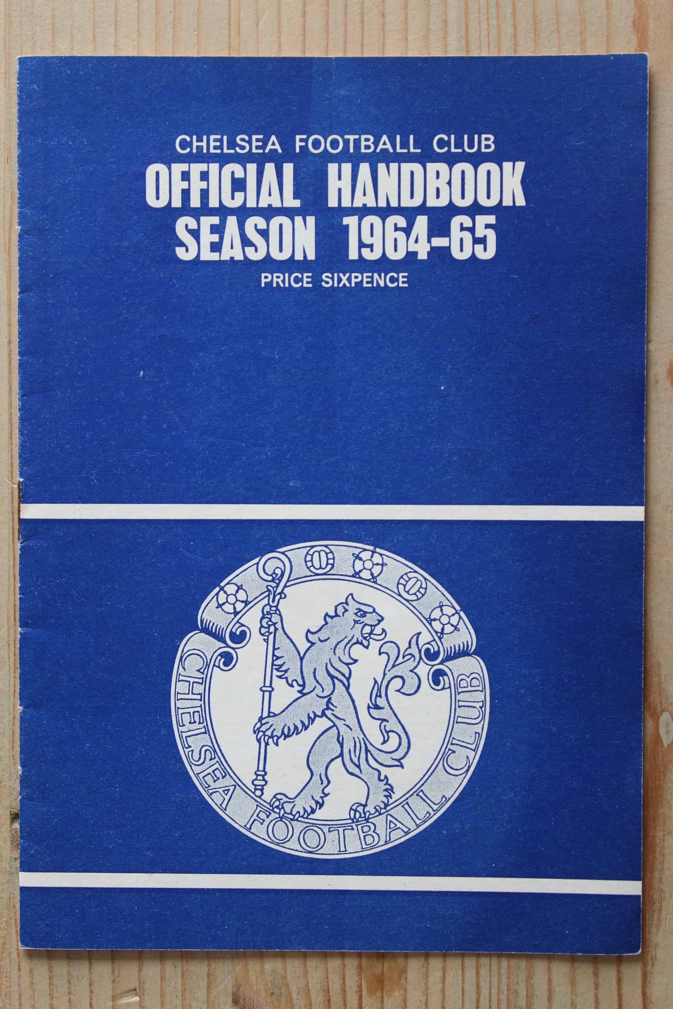 Chelsea Handbook/Yearbook v Chelsea Handbook/Yearbook