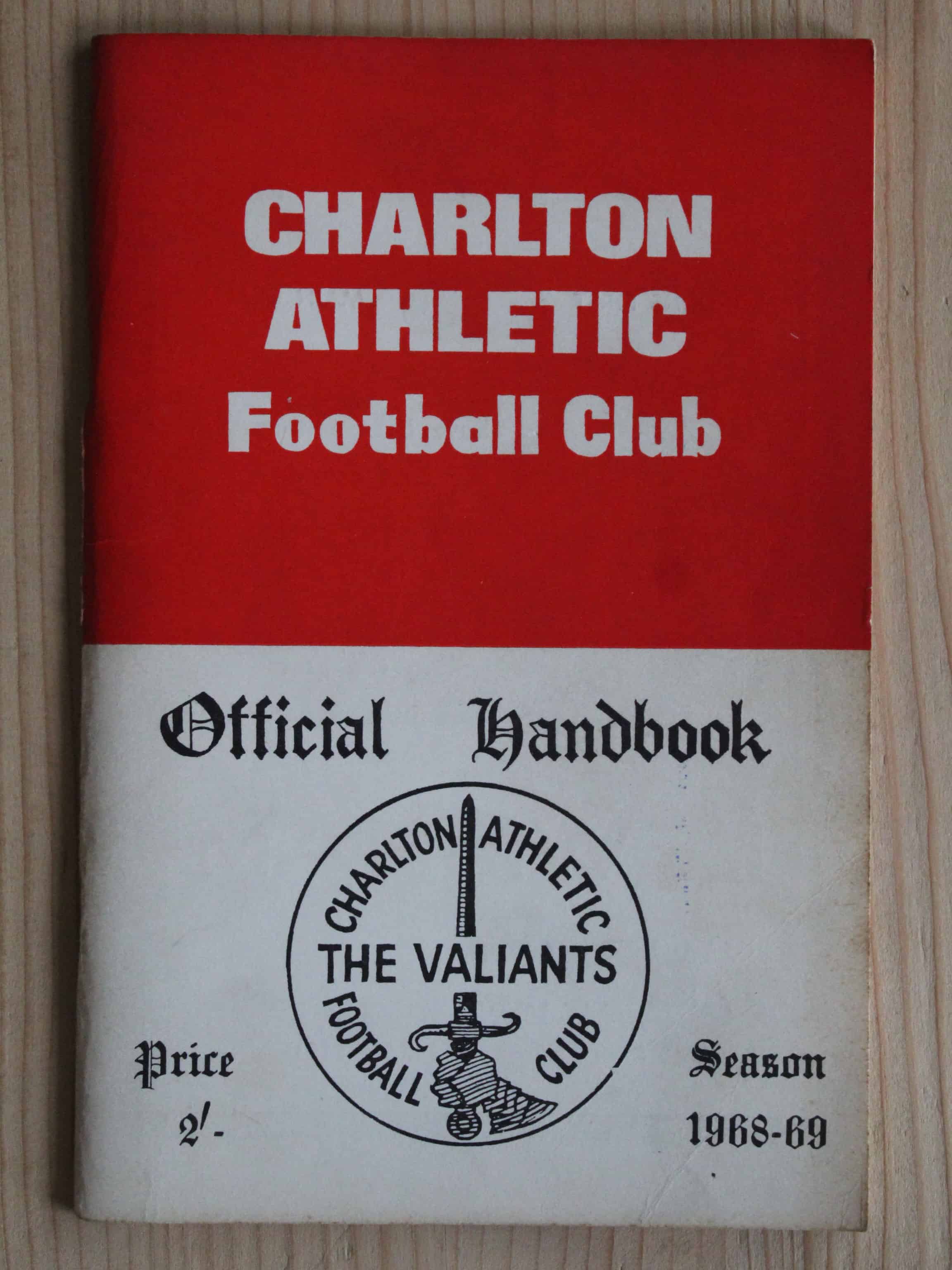 Charlton Athletic Handbook/Yearbook v Charlton Athletic Handbook/Yearbook