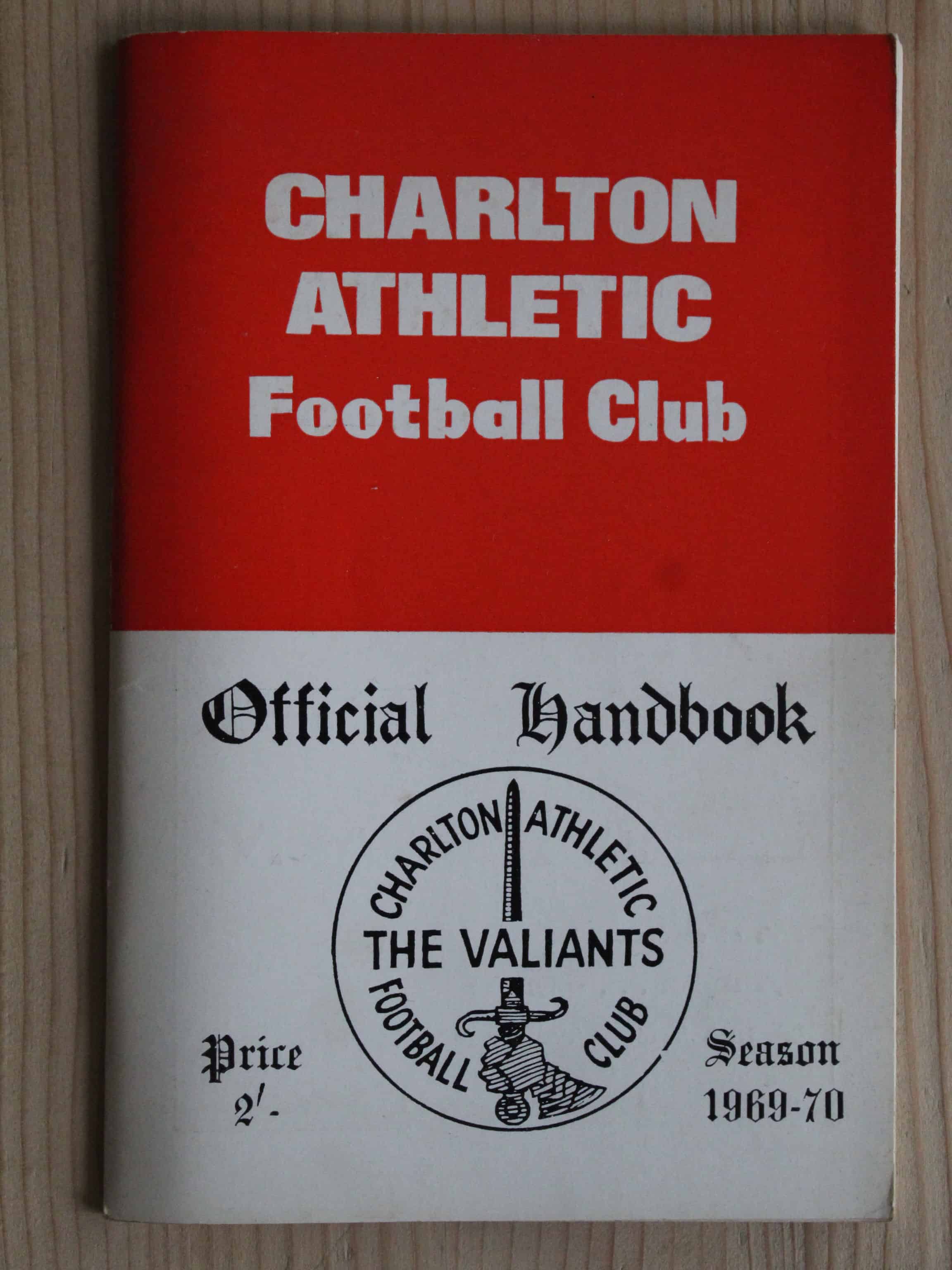 Charlton Athletic Handbook/Yearbook v Charlton Athletic Handbook/Yearbook