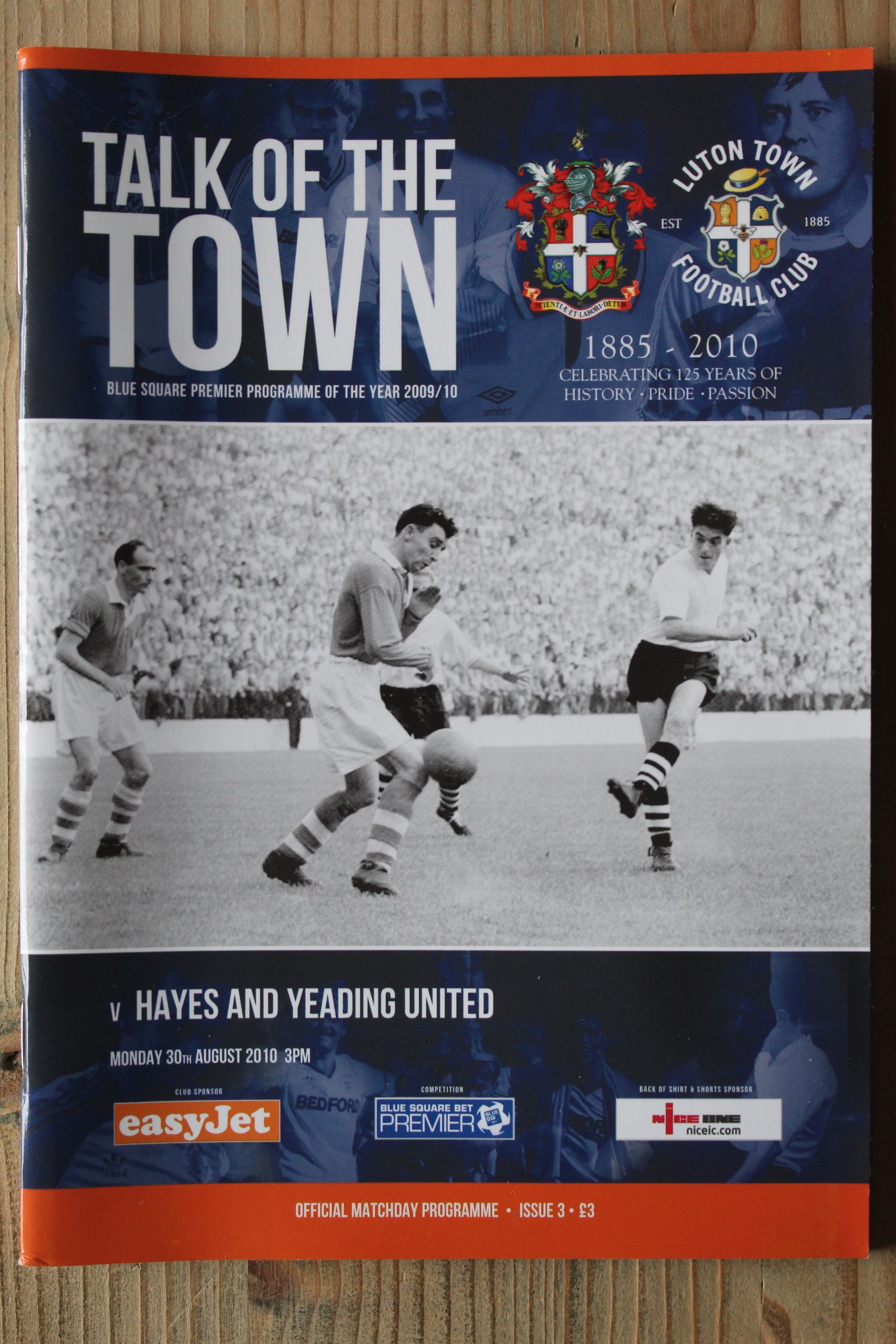 Luton Town FC v Hayes & Yeading United