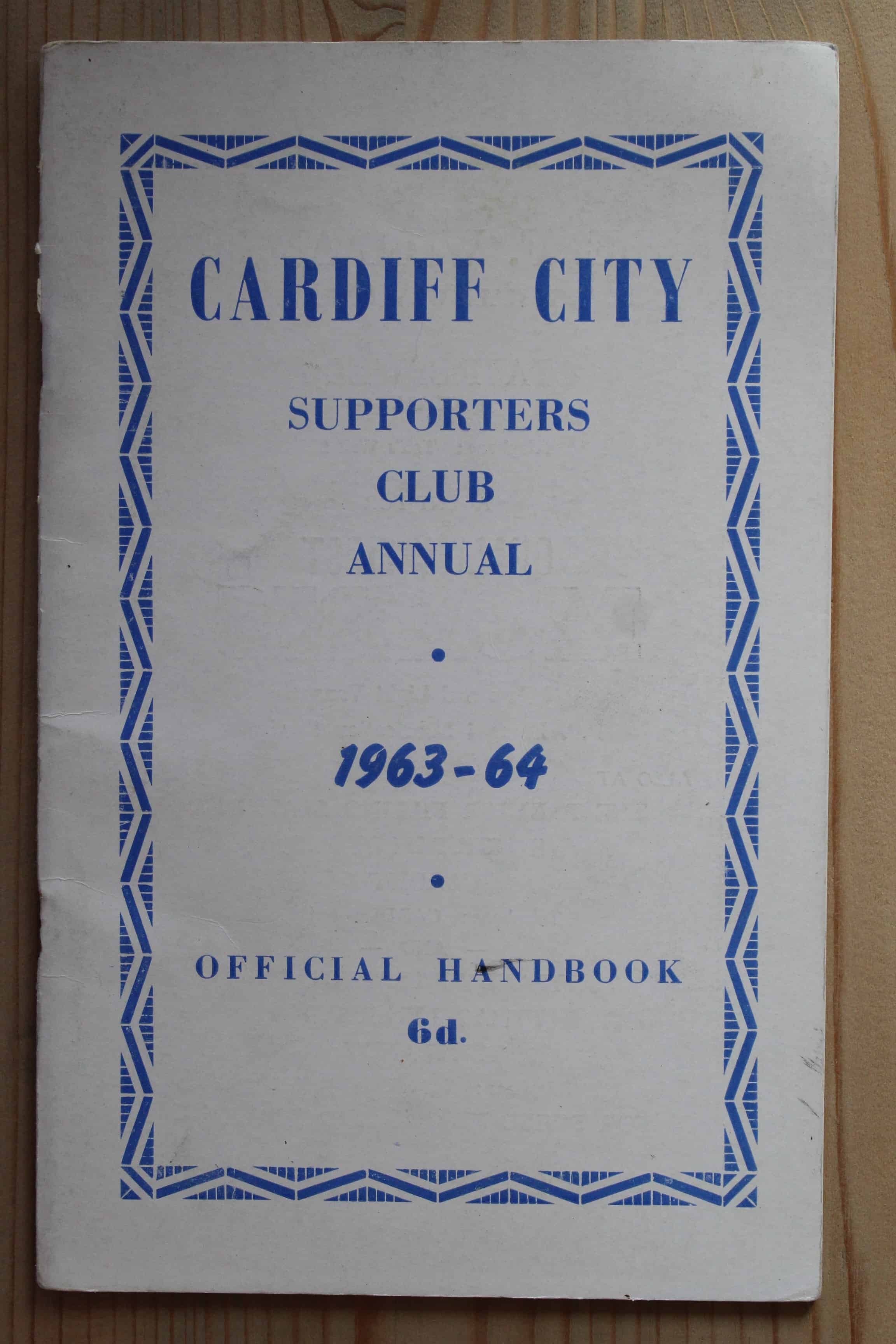 Cardiff City Handbook/Yearbook v Cardiff City Handbook/Yearbook