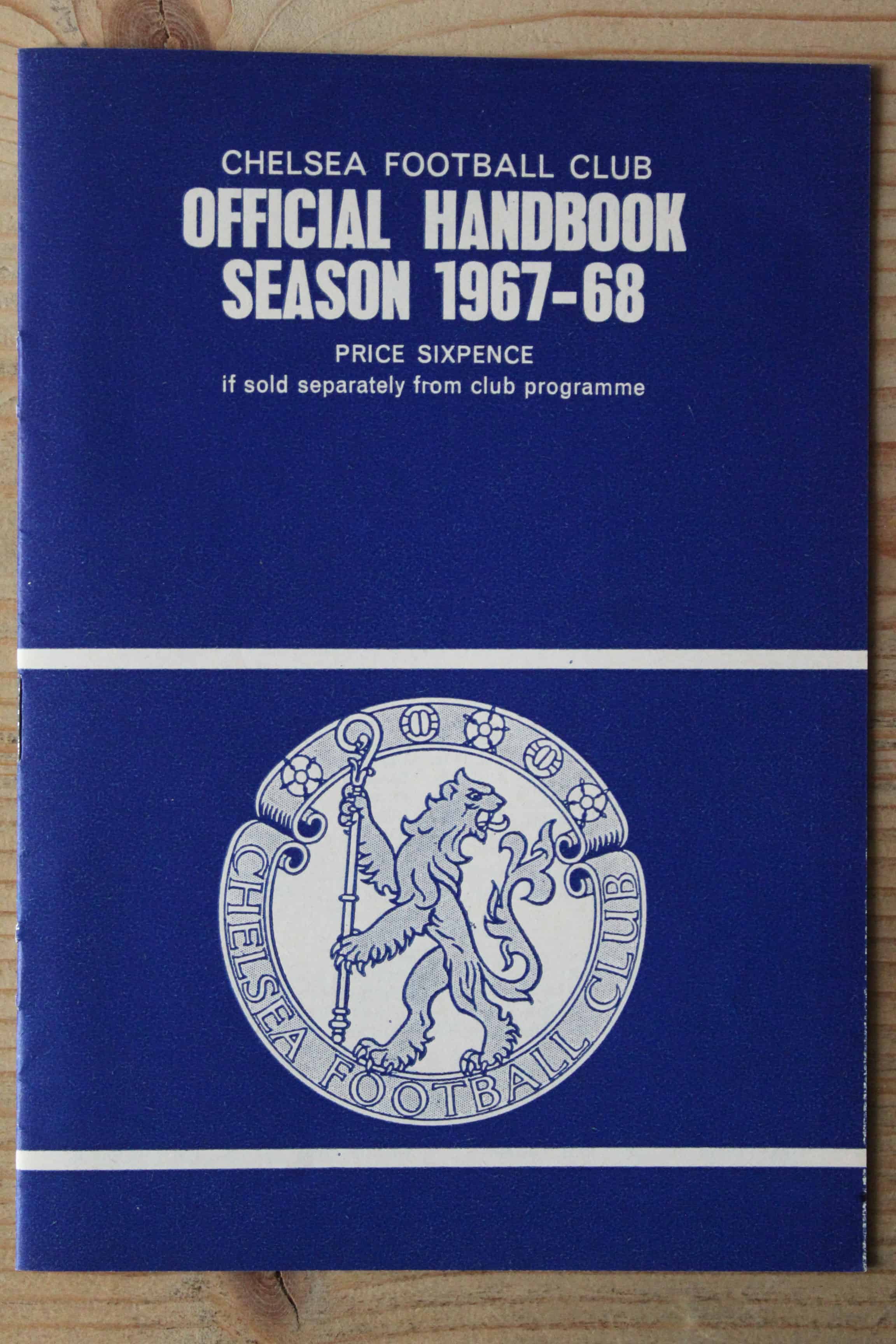 Chelsea Handbook/Yearbook v Chelsea Handbook/Yearbook