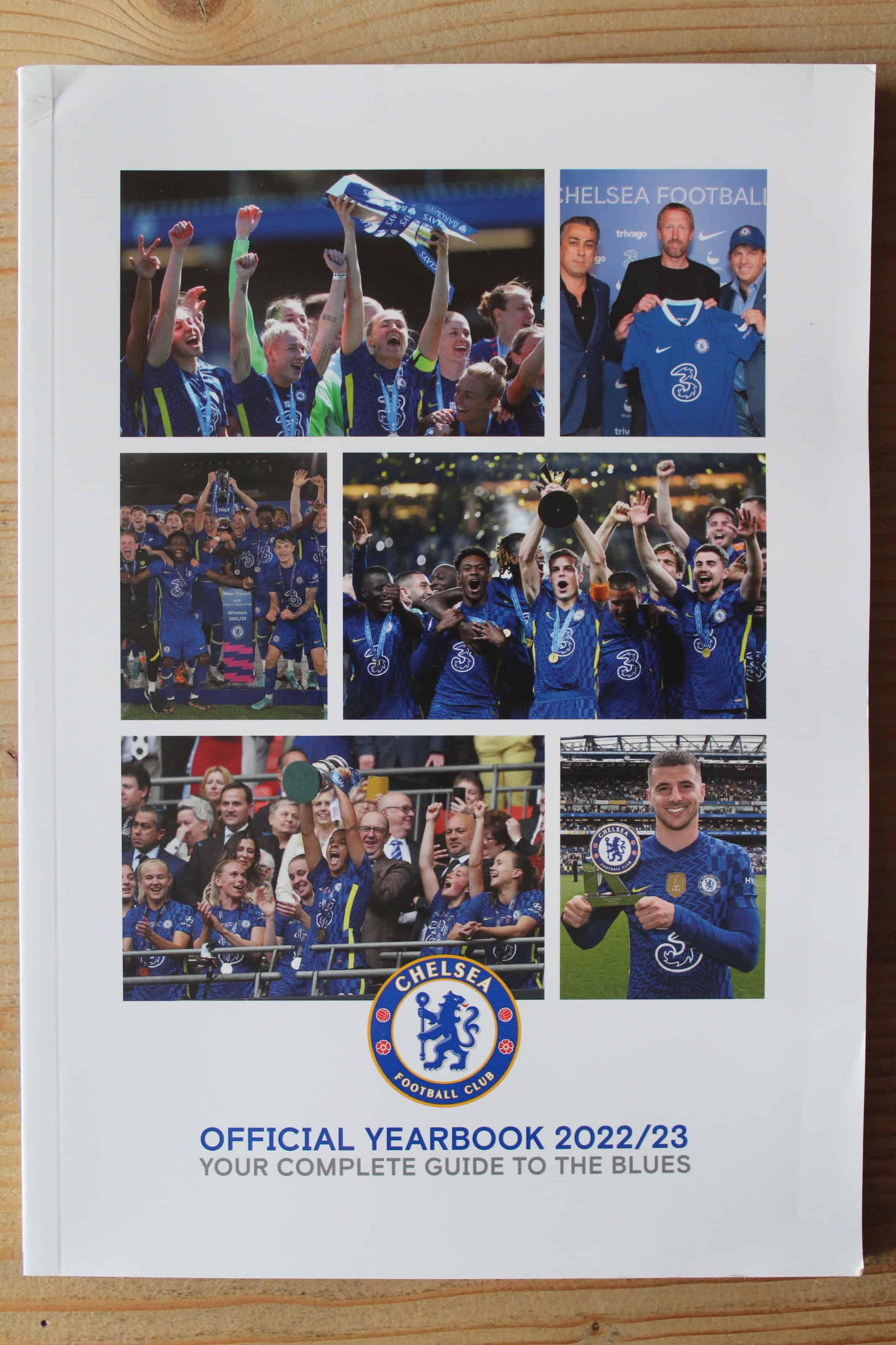 Chelsea Handbook/Yearbook v Chelsea Handbook/Yearbook