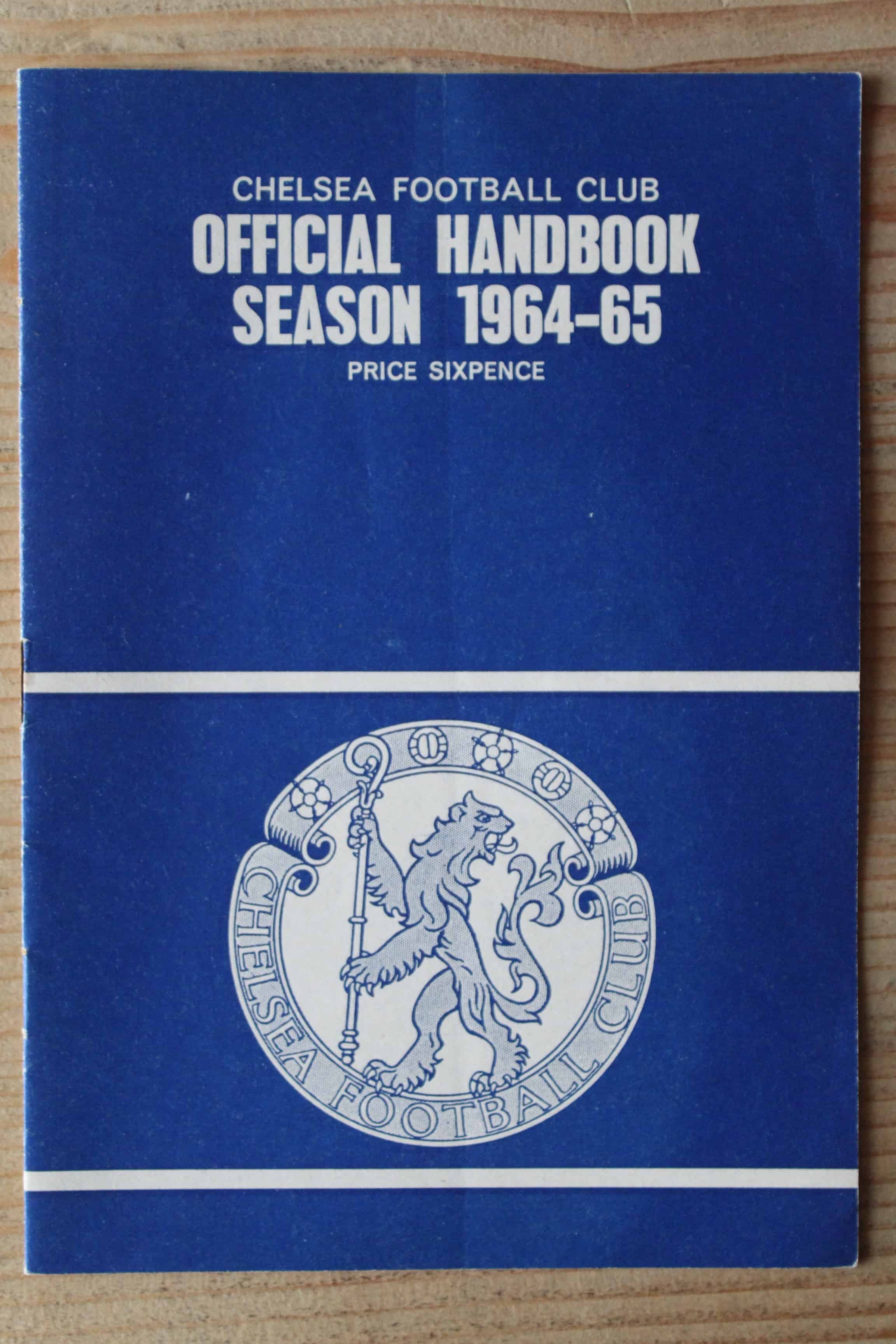 Chelsea Handbook/Yearbook v Chelsea Handbook/Yearbook