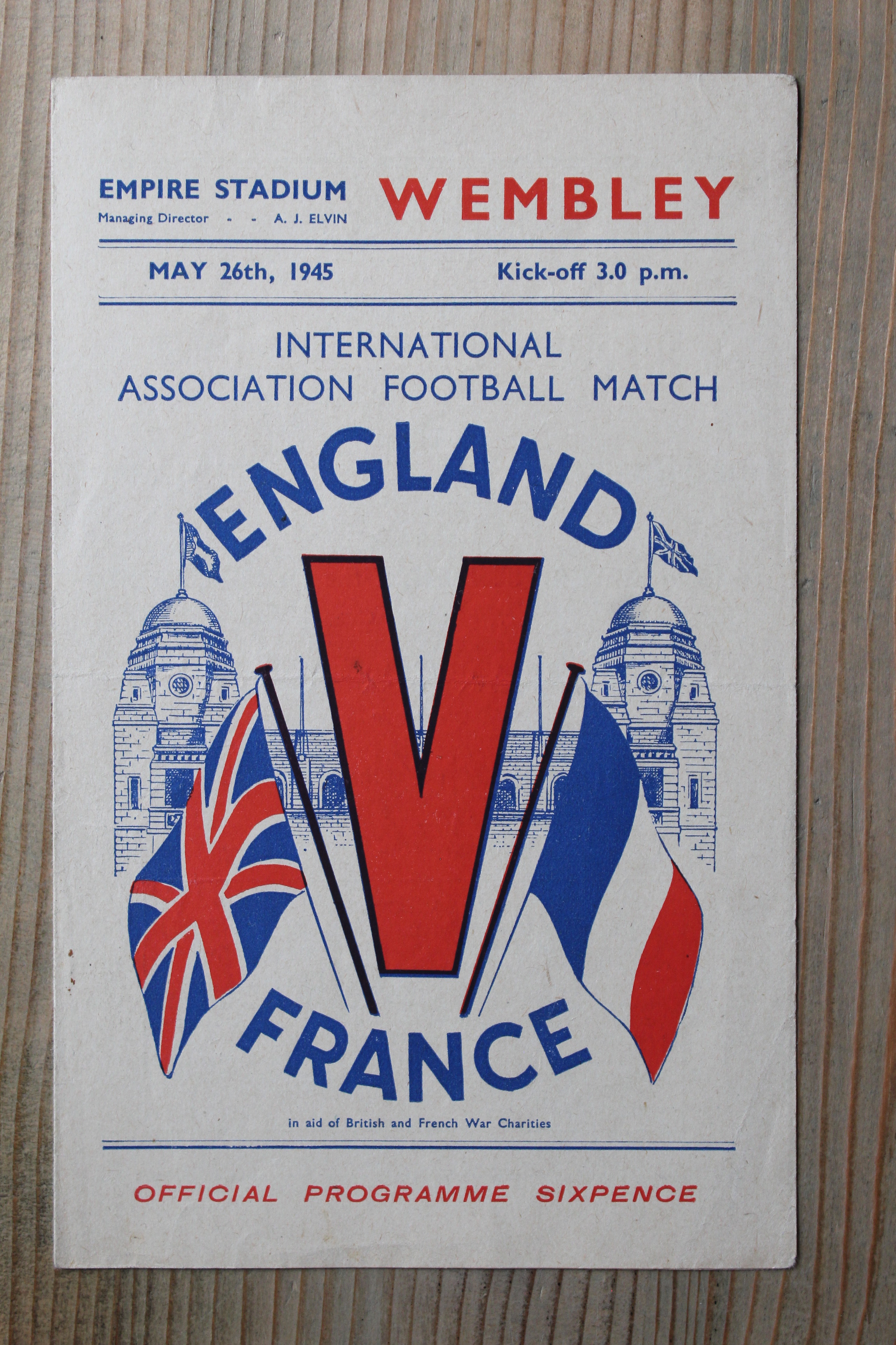 England v France