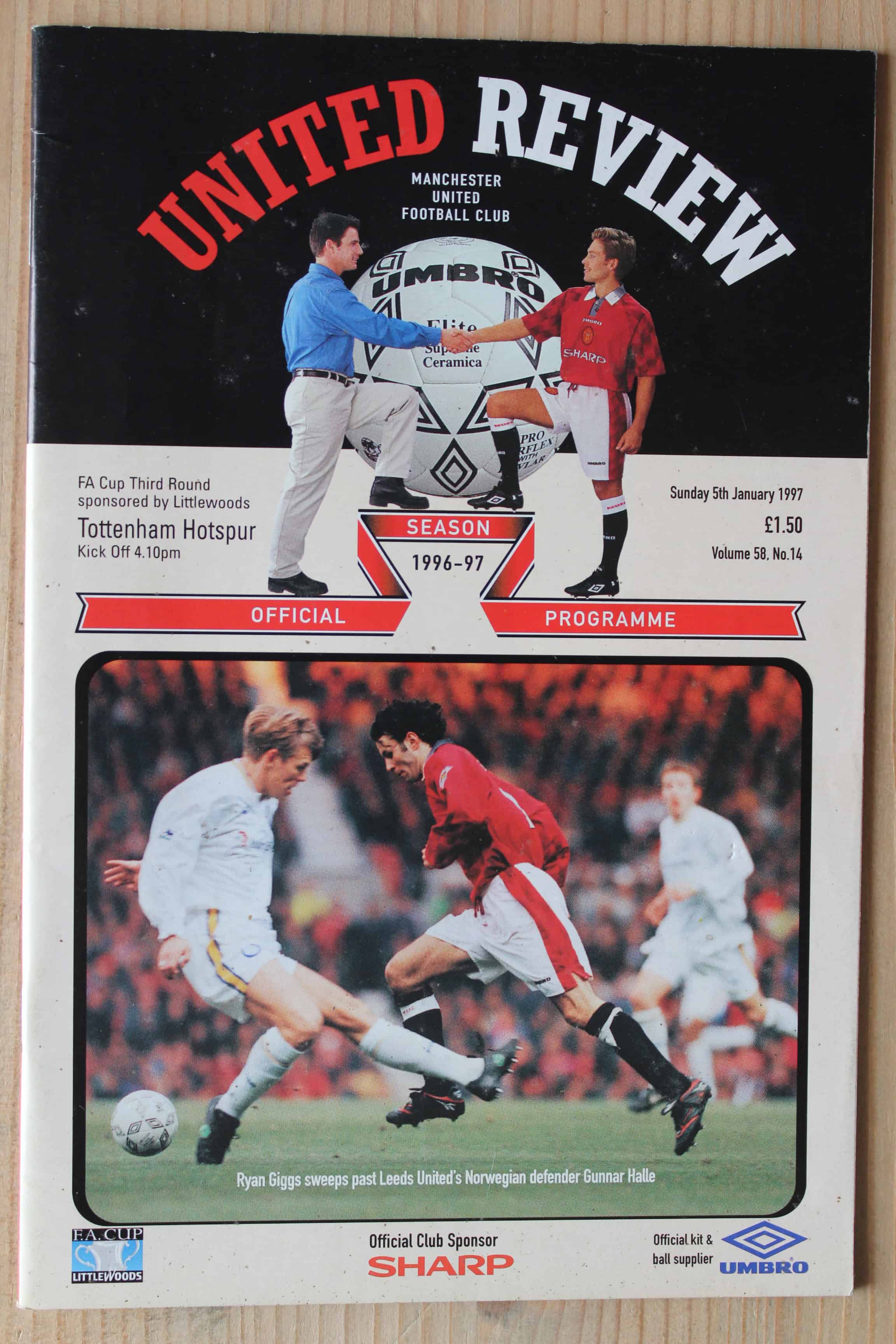 Manchester United FC v Tottenham Hotspur FC