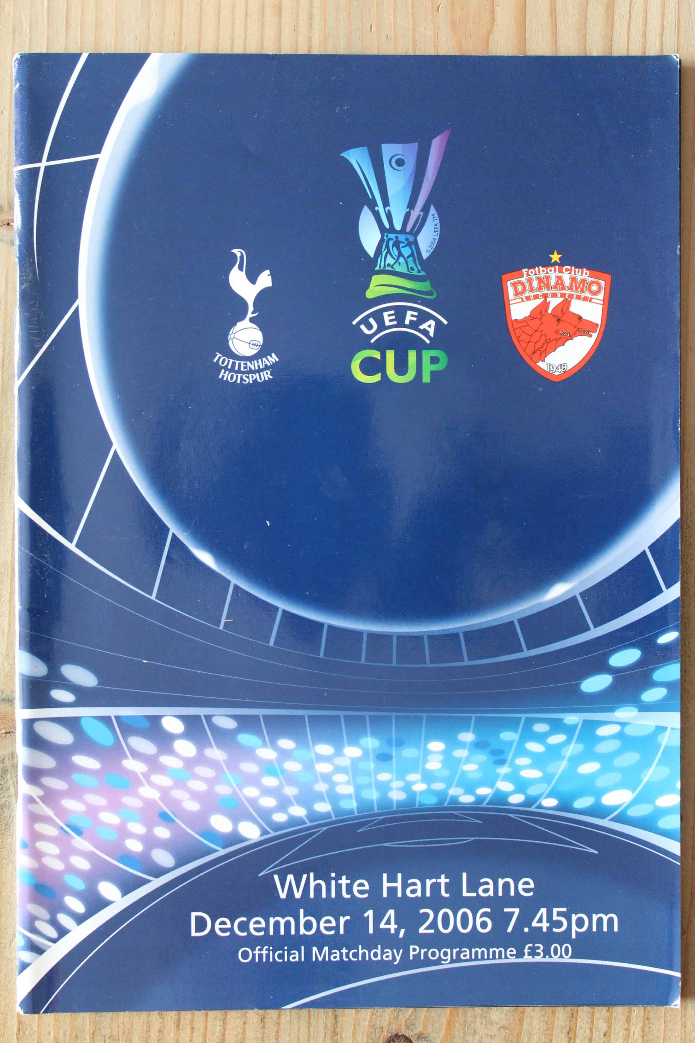 Tottenham Hotspur FC v Dinamo Bucharest