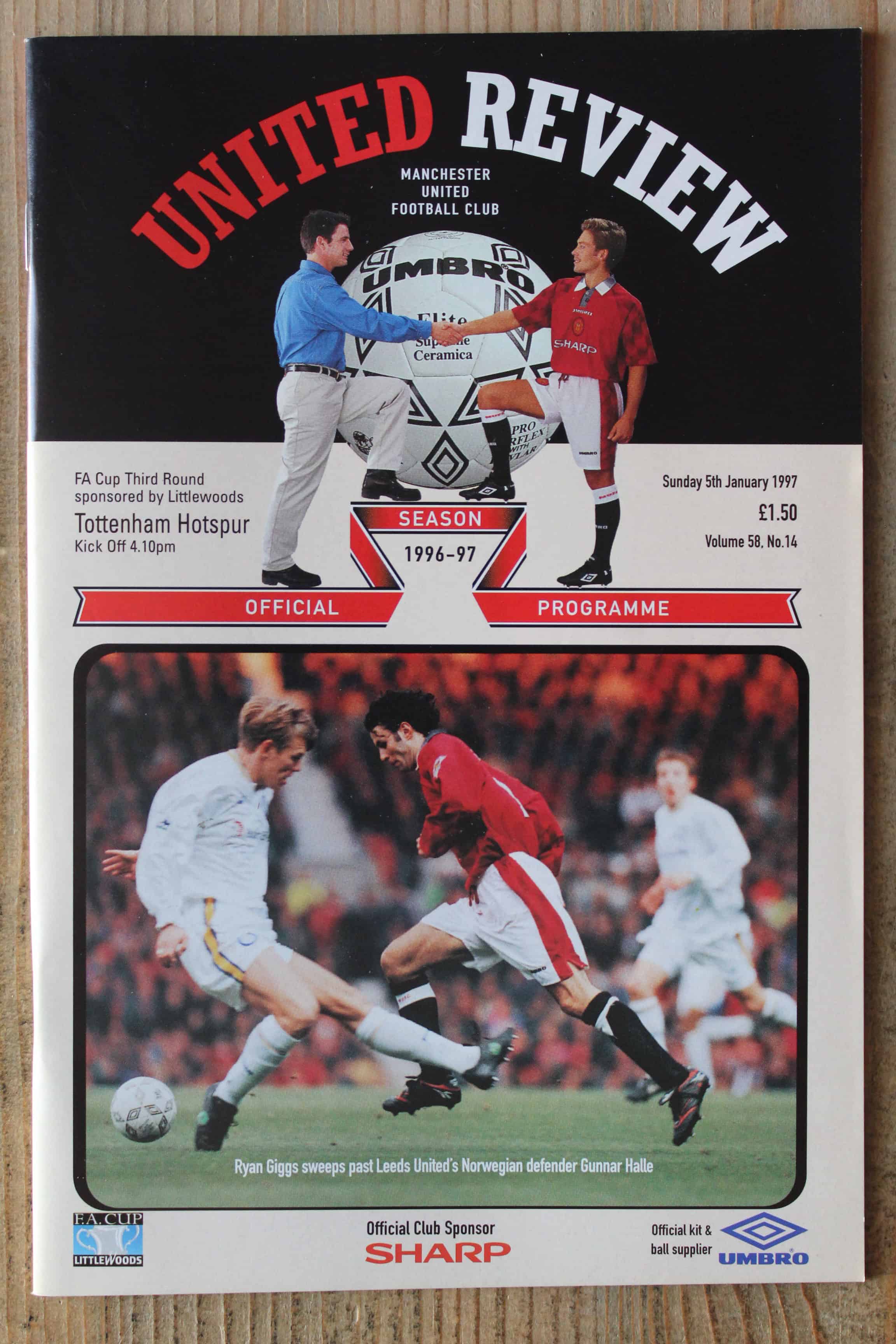 Manchester United FC v Tottenham Hotspur FC