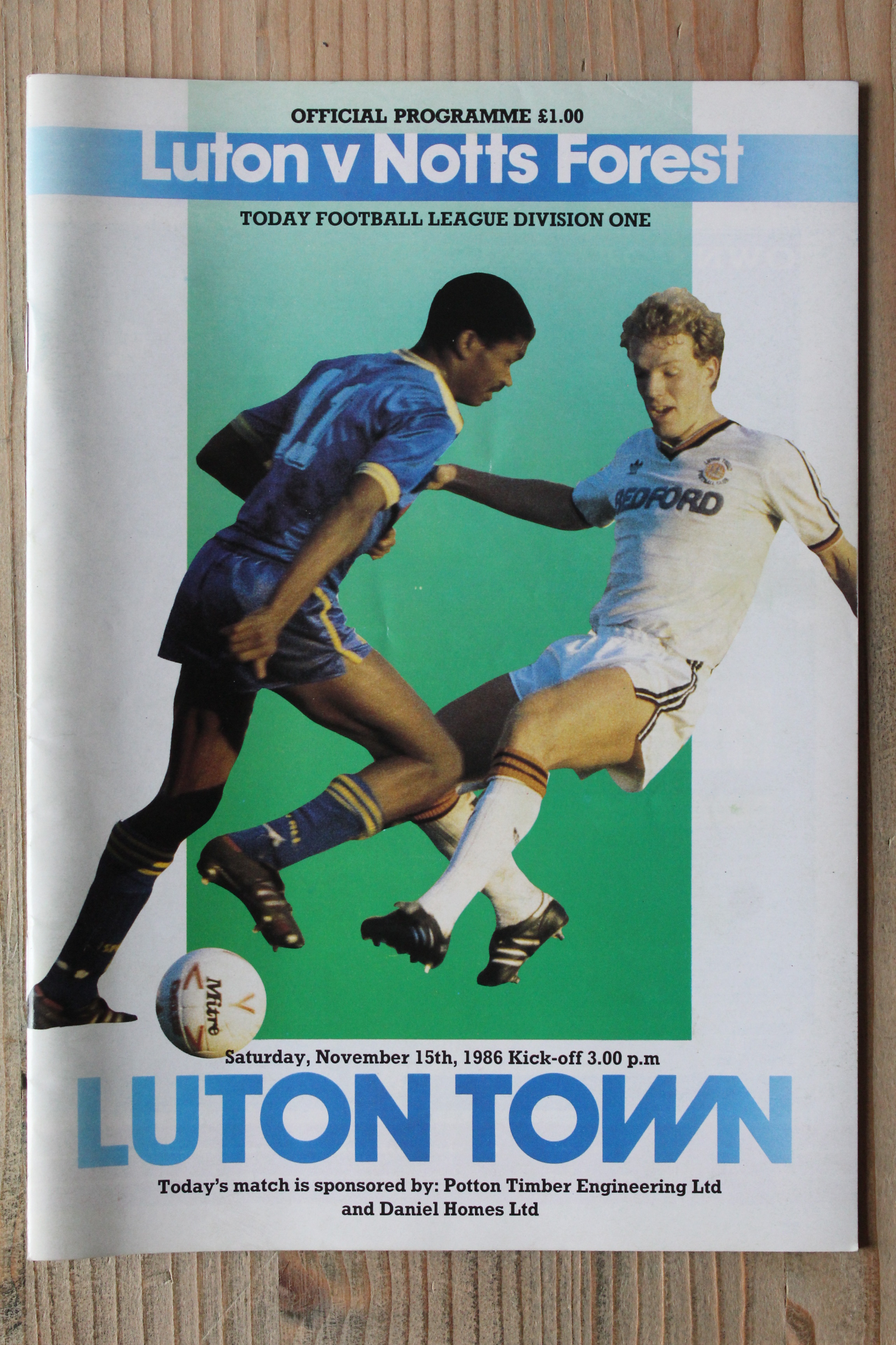 Luton Town FC v Nottingham Forest FC