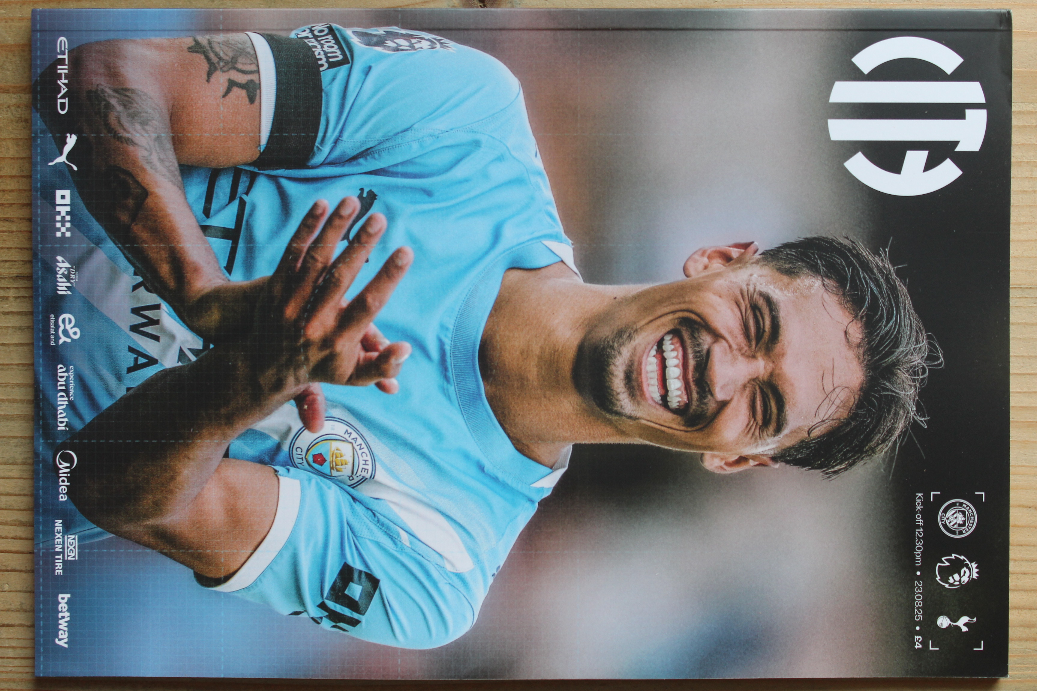 Manchester City FC v Tottenham Hotspur FC