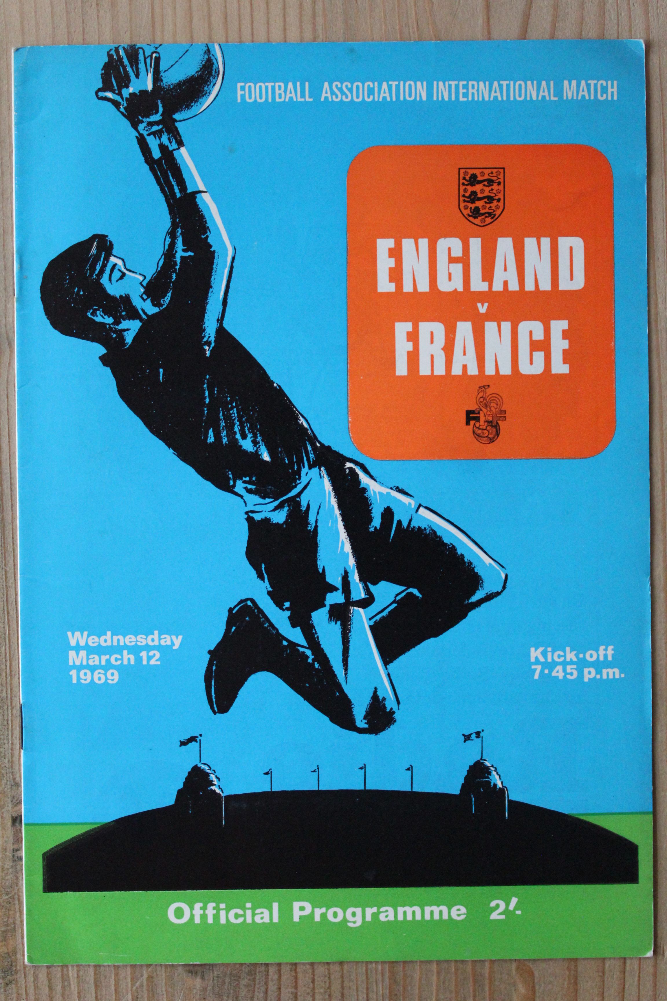 England v France