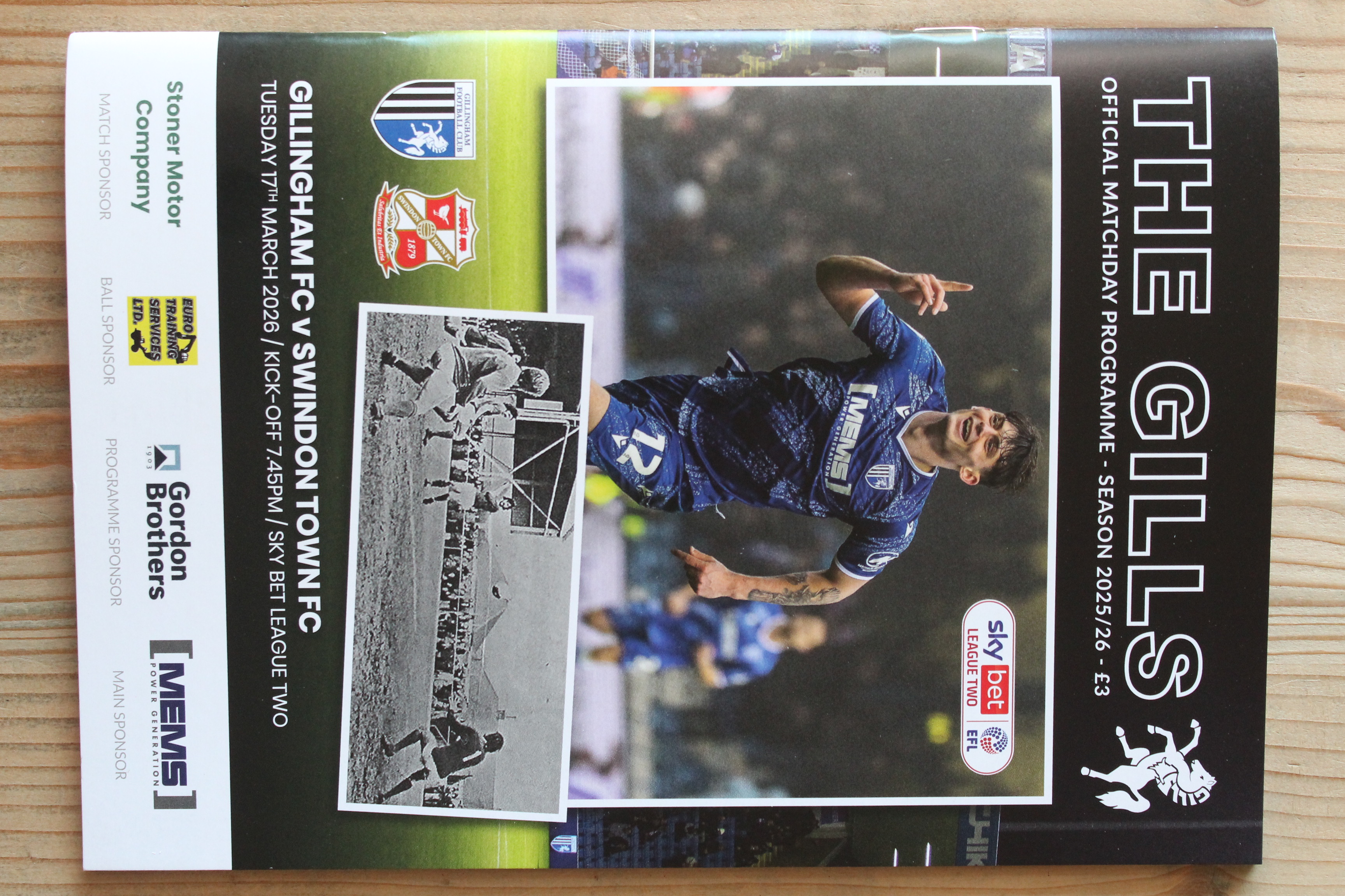 Gillingham FC v Swindon Town FC