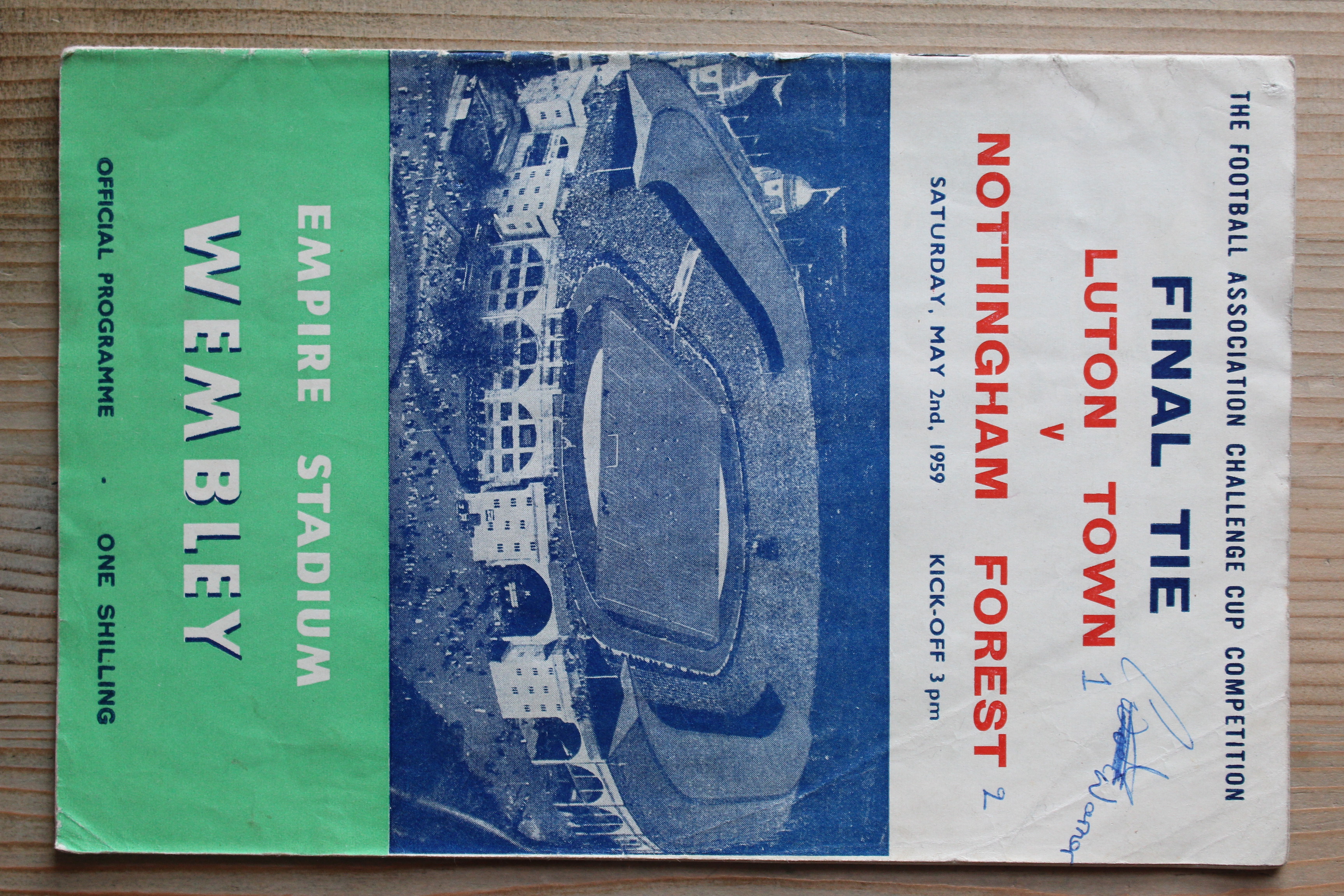 Luton Town FC v Nottingham Forest FC